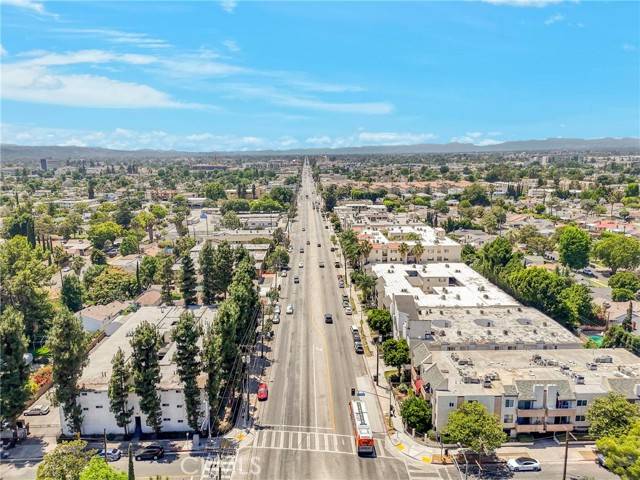 Van Nuys, CA 91405,13903 Sherman Way #8