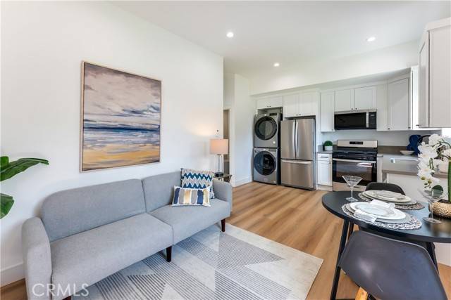 Winnetka, CA 91306,7661 Penfield Avenue