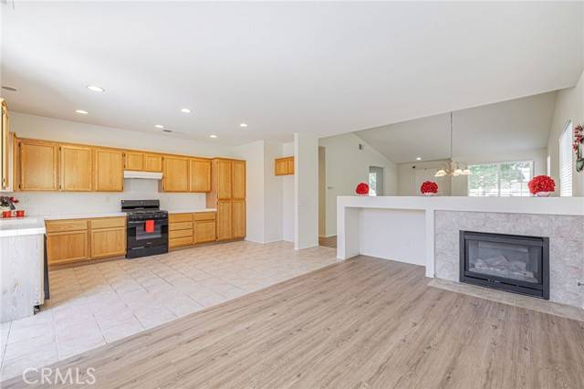 Palmdale, CA 93550,38537 37th Street