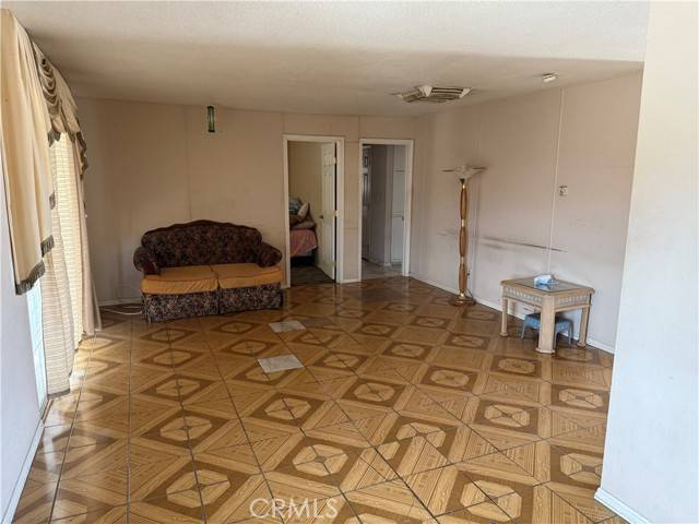 Bakersfield, CA 93306,2417 Edwards Avenue