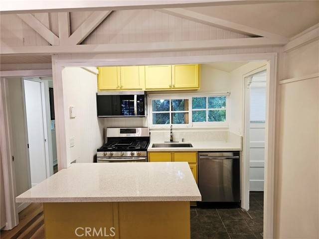 Sierra Madre, CA 91024,520 Audubon Way