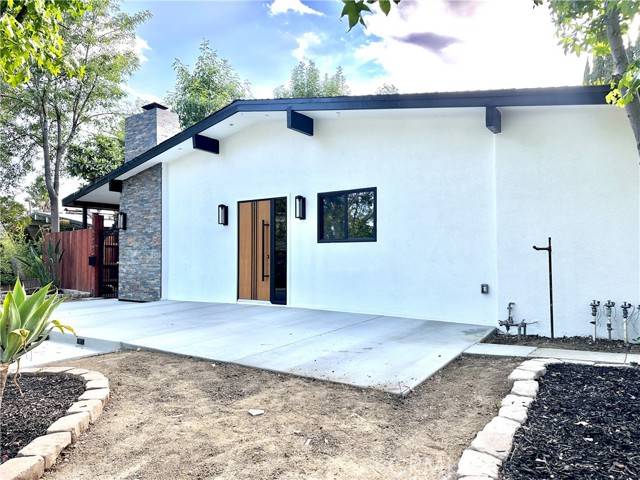 Granada Hills, CA 91344,10335 Babbitt Avenue