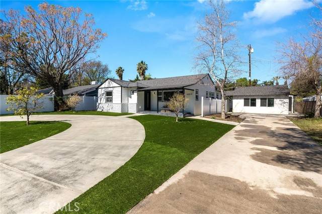 Woodland Hills, CA 91367,22919 Leonora Drive