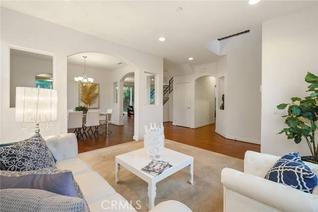 Tarzana, CA 91335,18141 Topham Street
