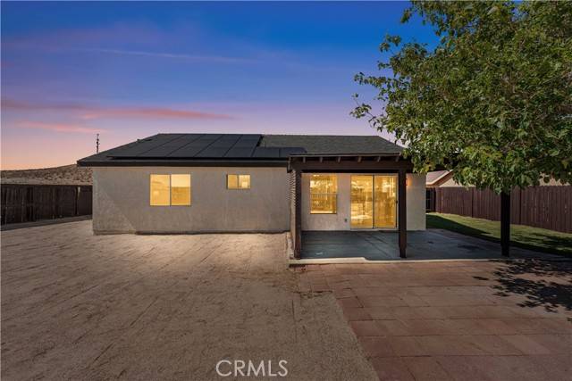 Rosamond, CA 93560,1472 Bedford Avenue