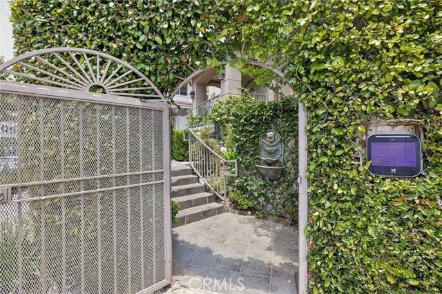 Los Angeles, CA 90020,456 Shatto Place #6