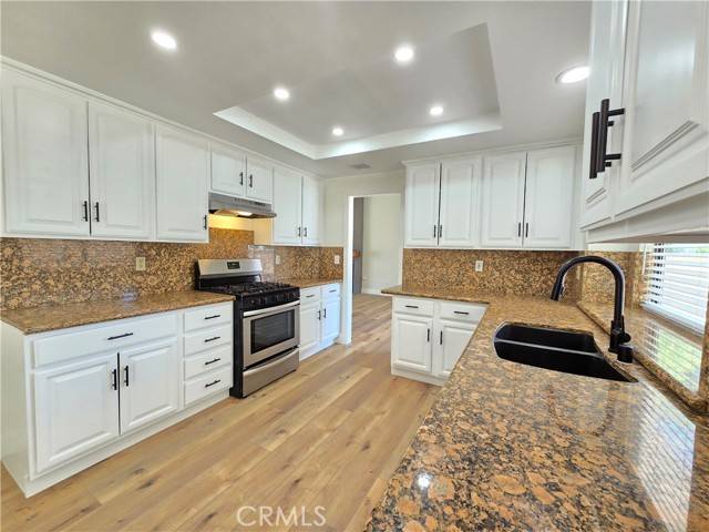 Lancaster, CA 93536,44208 Halcom Avenue