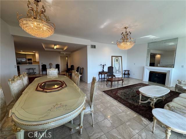 Encino, CA 91316,5219 Newcastle Avenue #301