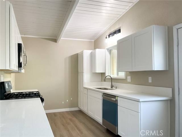 Lancaster, CA 93534,1408 W Avenue H15