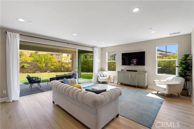 Canyon Country, CA 91387,25010 Sycamore Falls Court