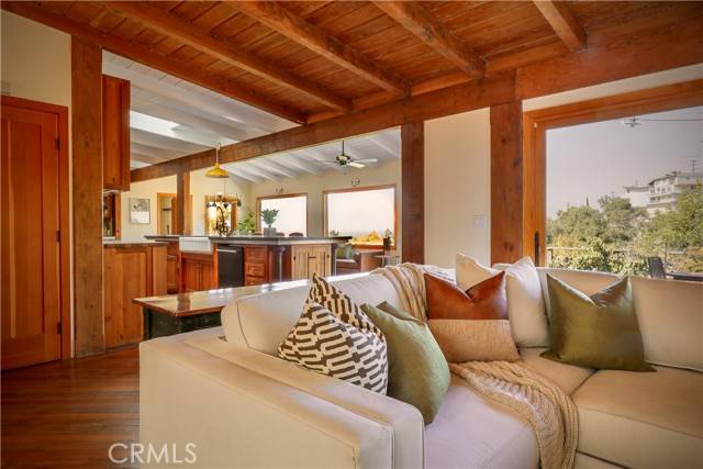 Sherman Oaks, CA 91423,3700 Koster Avenue