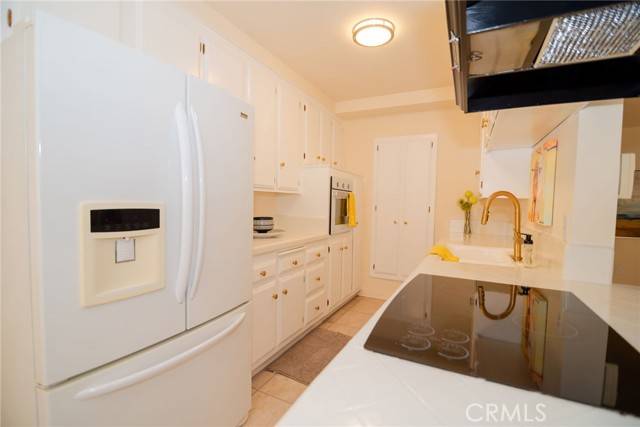 Playa Del Rey, CA 90293,8710 Delgany Avenue #15