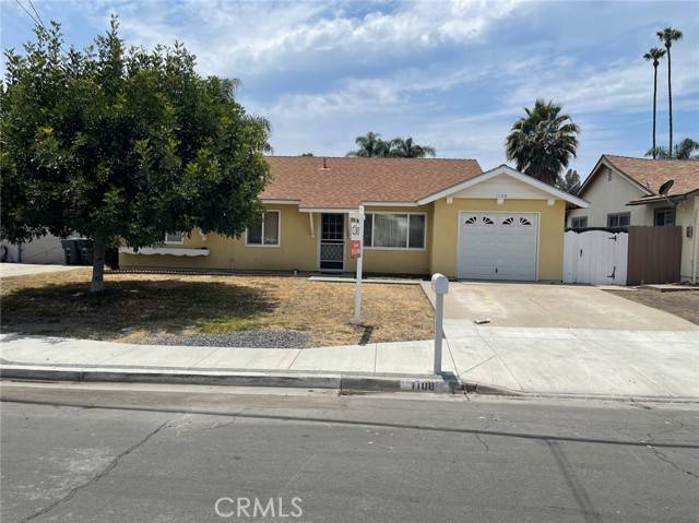 Vista, CA 92083,1108 Bobolink Drive