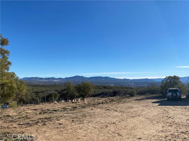 Anza, CA 92539,0 Quartz