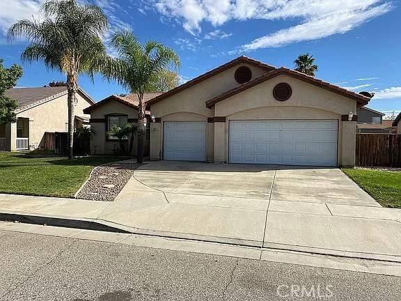 San Jacinto, CA 92583,1833 Rue Chablis