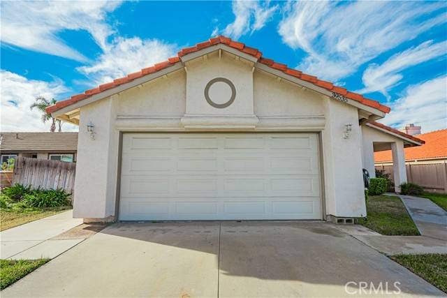 Murrieta, CA 92563,39535 Rowan Court