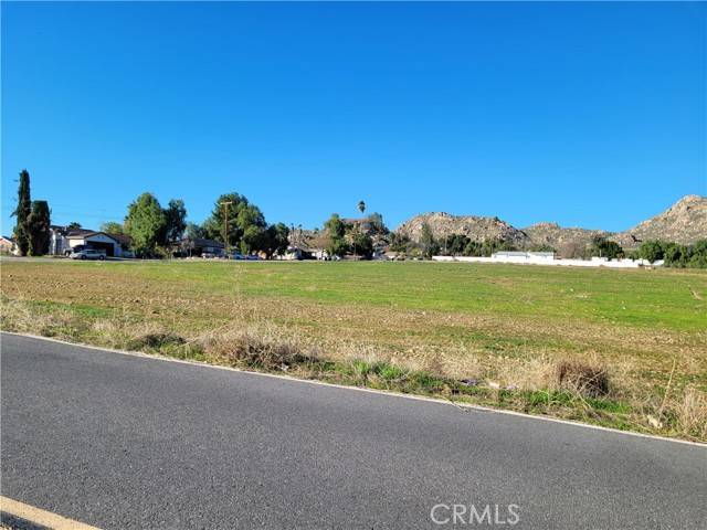 Moreno Valley, CA 92555,0 Oliver/Bay Ave