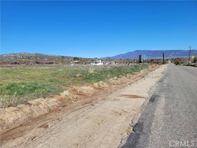 Anza, CA 92539,0 Chapman