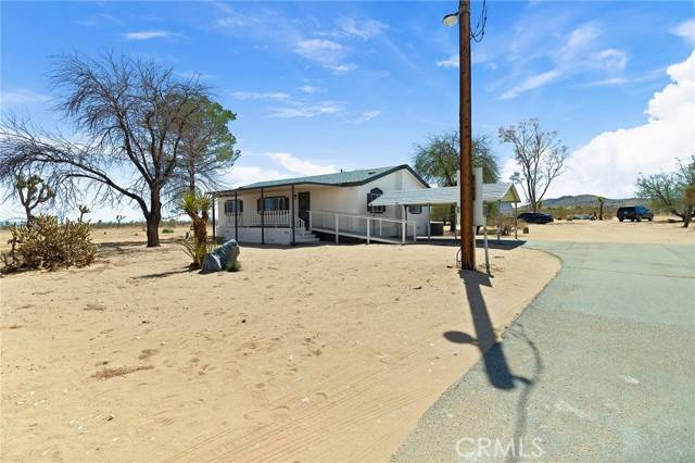 Landers, CA 92285,59375 Stearman Road