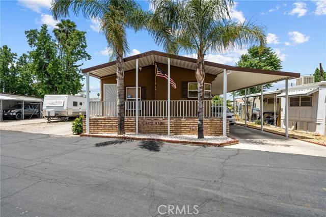 Hemet, CA 92543,220 S Elk #46