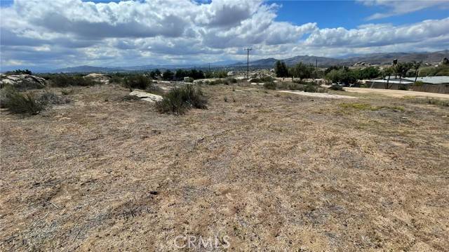 Perris, CA 92570,0 Garza