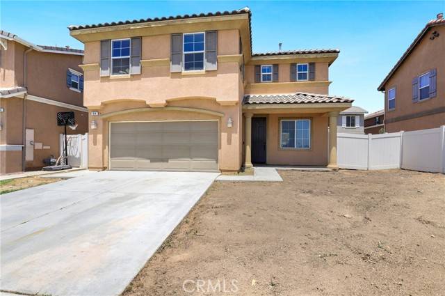 Perris, CA 92571,914 Sparrow Way