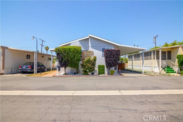 El Monte, CA 91731,4800 Daleview #33