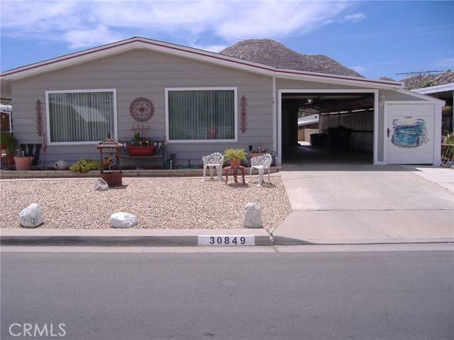 Homeland, CA 92548,30849 Silver Palm Drive