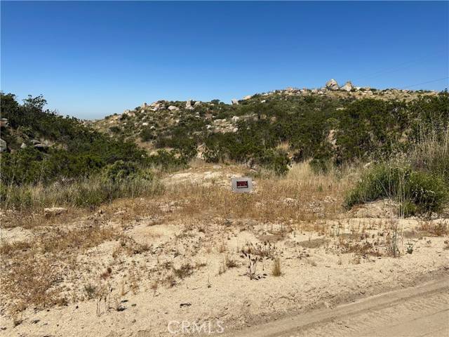 Aguanga, CA 92536,982 Crazy Horse Canyon Dr