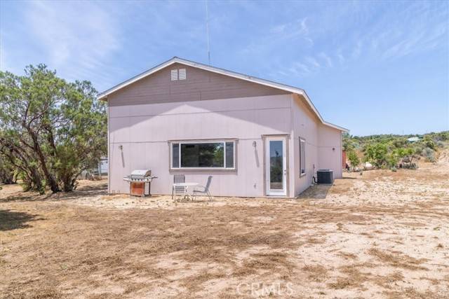 Anza, CA 92539,39875 Bautista Road