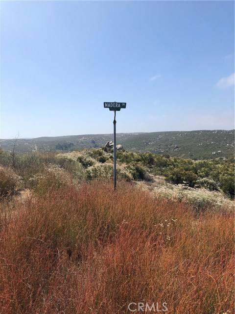 Hemet, CA 92544,10 Treasure Drive