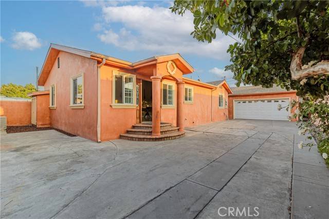 Maywood, CA 90270,5072 E 60th Place