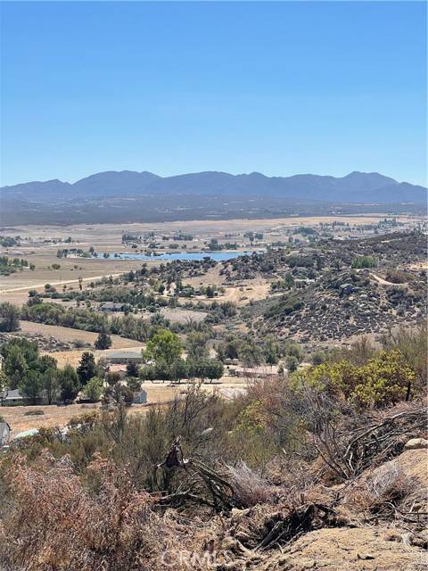 Aguanga, CA 92536,899 Lake Canyon