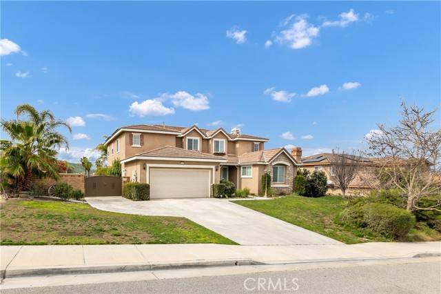 Riverside, CA 92503,16171 Hillsmont Lane