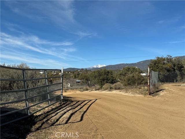 Anza, CA 92539,53687 Cave Rock Rd