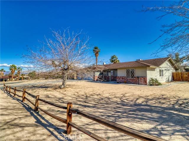 29 Palms, CA 92277,74027 White Sands Drive