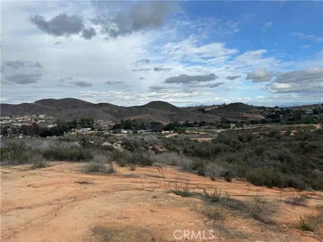 Menifee, CA 92584,24 Orange