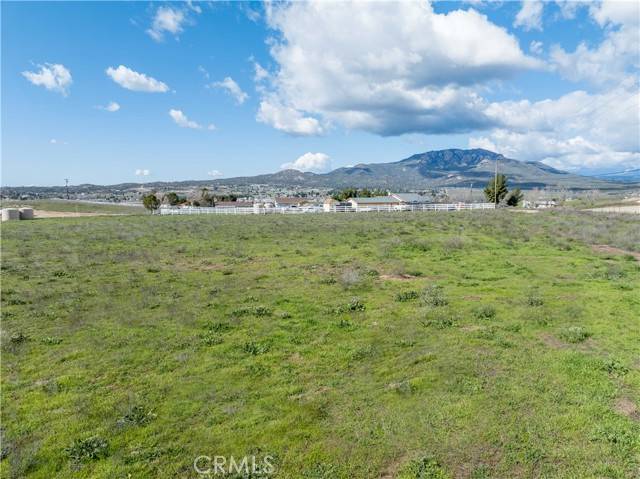 Aguanga, CA 92536,450 Comanche