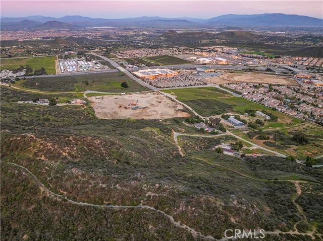 Murrieta, CA 92562,0 Linnel