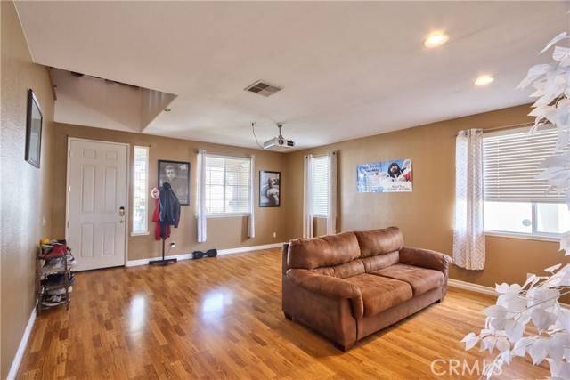 Corona, CA 92878,921 Hemingway Drive