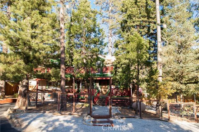 Idyllwild, CA 92549,25902 Oakwood Street