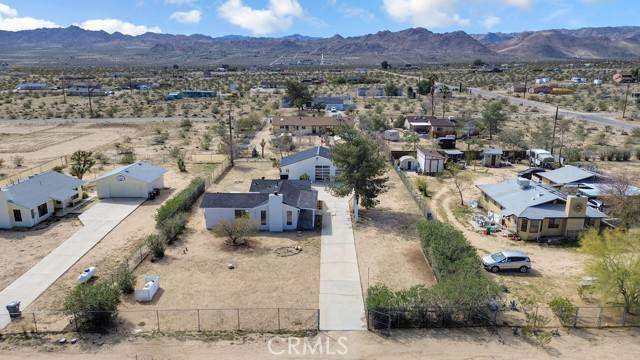 Joshua Tree, CA 92252,63541 Walpi Drive