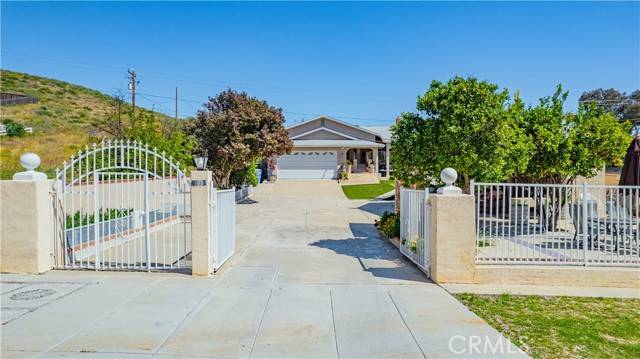 Menifee, CA 92587,28798 Avenida De Las Flores