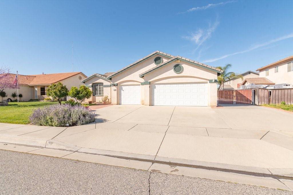 San Jacinto, CA 92583,2068 Saint Emilion Ln