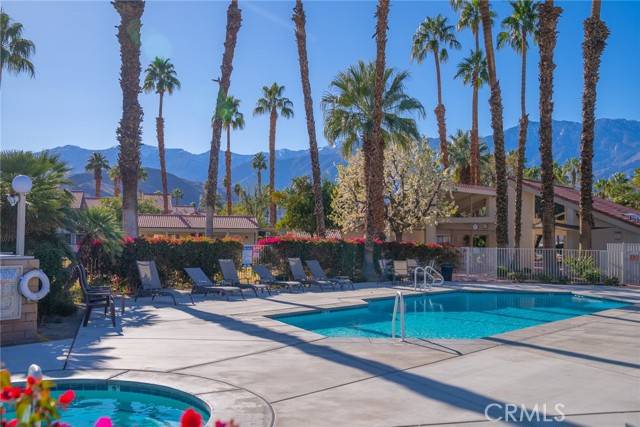 Palm Springs, CA 92264,6135 Montecito Drive #8