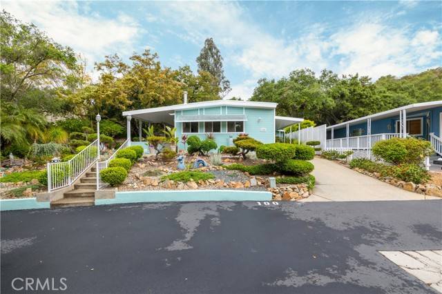 Fallbrook, CA 92028,4747 Oak Crest Road #100