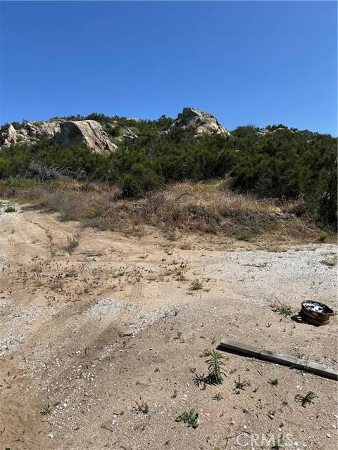 Hemet, CA 92544,66 Rocky Knoll