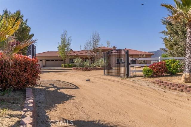 Aguanga, CA 92536,41917 Lakefront Drive