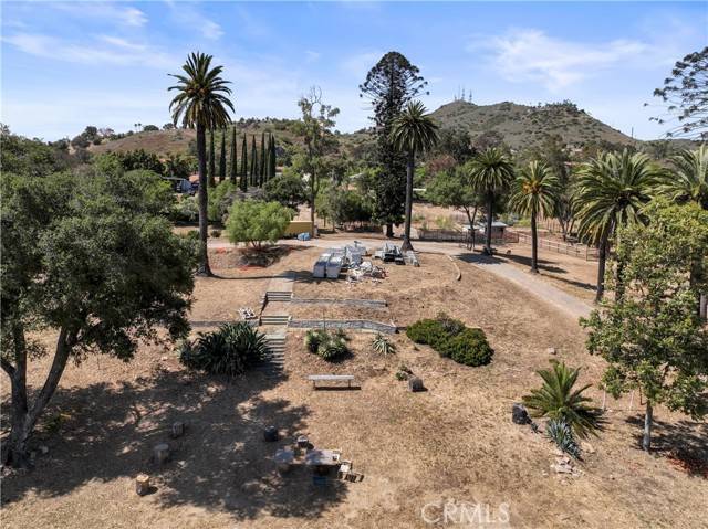 Fallbrook, CA 92028,3210 Live Oak Park Rd