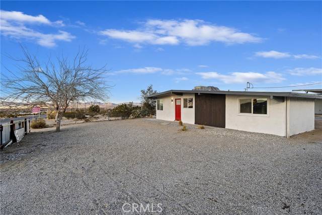 29 Palms, CA 92277,7387 Utah Trail